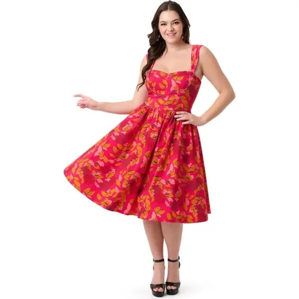 IN SEARCH OF…Unique Vintage 1950s Red & Pink Tropical Floral Swing Dress, XL - Picture 3 of 6